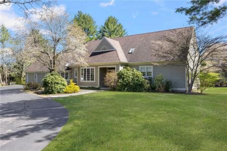 110 Osprey Drive, East Greenwich, RI 02818, USA