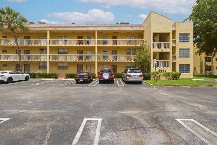 5961 NW 61st Ave 111, Tamarac, Florida 33319, USA