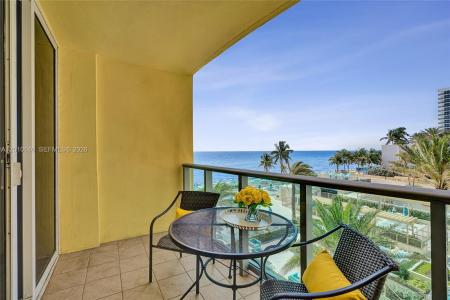 2501 S Ocean Dr 414, Hollywood, Florida 33019, USA