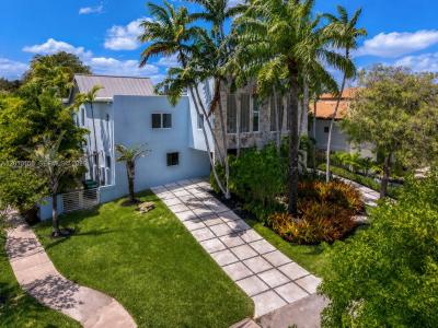 690 Warren Ln, Key Biscayne, Florida 33149, USA