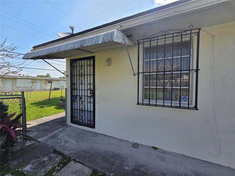 11035 SW 56th St B, Miami, Florida 33165, Amerika Birleşik Devletleri