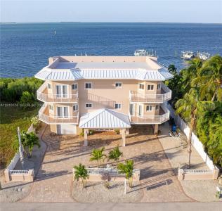 112 N Bounty Ln, Key Largo, Florida 33037