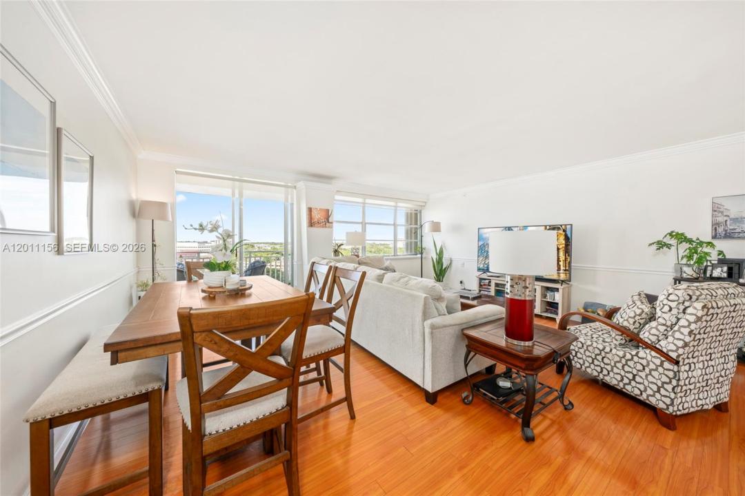 2100 Sans Souci Blvd B1006, North Miami, Florida 33181, Stati Uniti