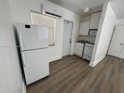 240 NW 64 str 4, Miami, Florida 33150