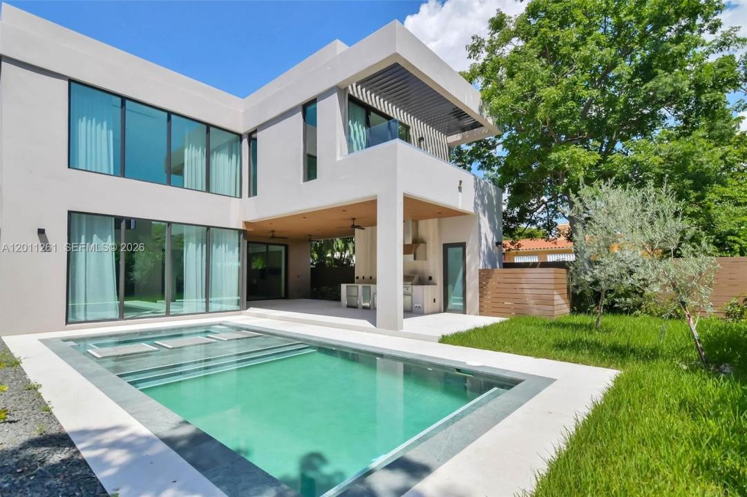 135 SW 29th Rd, Miami, فلوريدا 33129, الولايات المتحدة