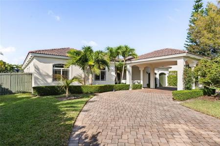 8217 SW 189th Ter, Cutler Bay, Florida 33157, Estados Unidos