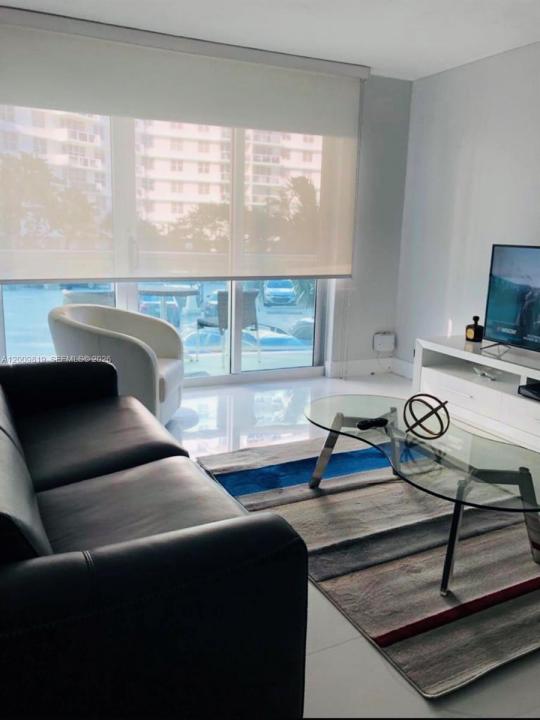 3801 S Ocean Dr 2B, Hollywood, Florida 33019, USA