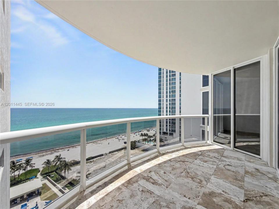 17555 Collins Ave 1502, Sunny Isles Beach, Floride 33160, États-Unis