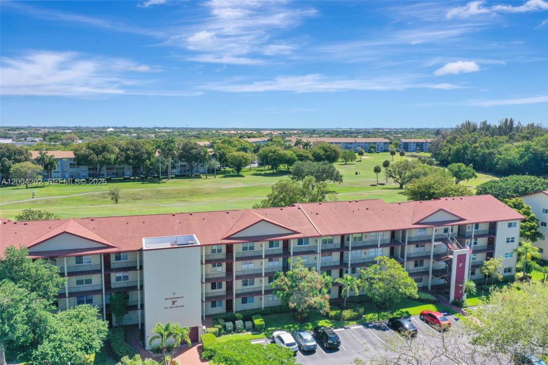701 SW 128th Ave 207F, Pembroke Pines, Floride 33027, États-Unis