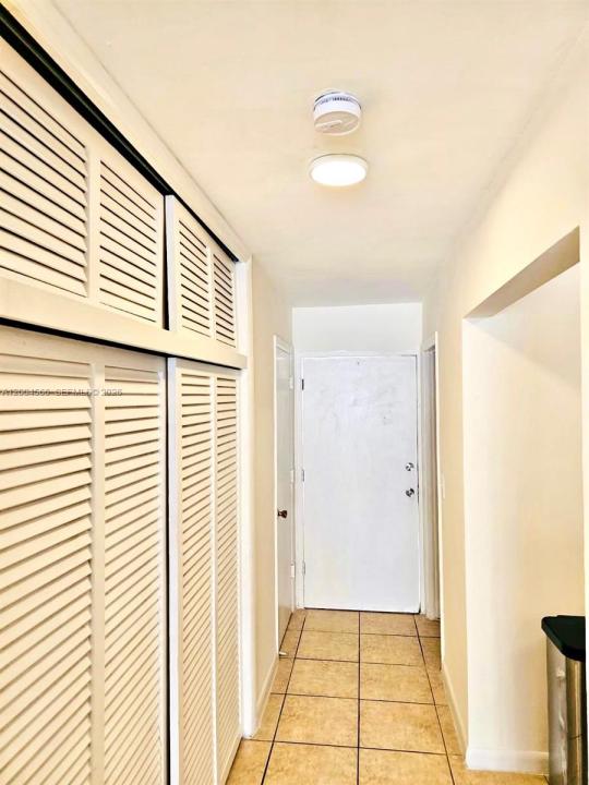 1441 Lincoln Rd 212, Miami Beach, Floride 33139, États-Unis