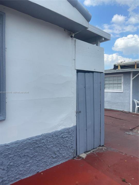 12401 W Okeechobee Rd, Hialeah, Florida 33018, Stati Uniti