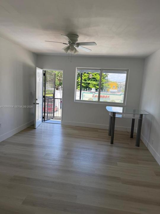 4840 NW 27th Ave 2, Miami, Florida 33142, Stati Uniti