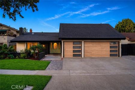W Sierra, Santa Ana, California 92707, Stati Uniti