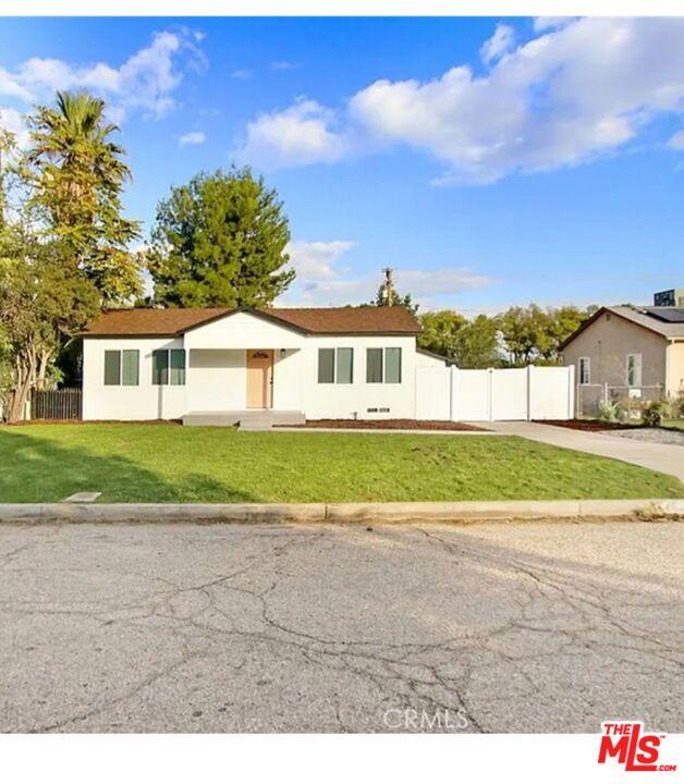 Acacia Avenue, San Bernardino, Californie 92407, États-Unis