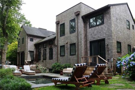 130 Carroll Avenue, Newport, Rhode Island 02840