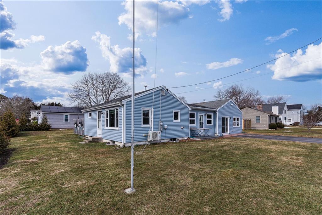 121 Tupelo Road, South Kingstown, Rhode Island 02879, USA