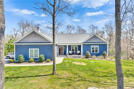 41 Shortie Way, South Kingstown, RI 02879, USA