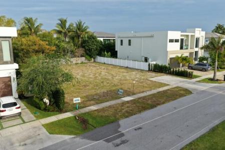 1001 NE 3rd Avenue, Boca Raton, Florida 33432, Amerika Birleşik Devletleri