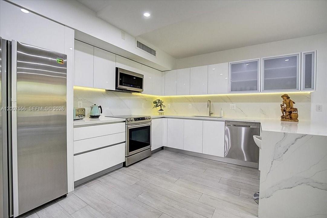 101 E Crandon Blvd 276, Key Biscayne, Florida 33149, USA