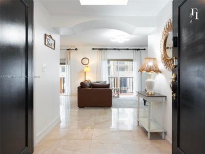322 Madeira Ave 405, Coral Gables, Florida 33134, USA