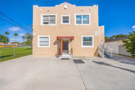 193 NW 58th St, Miami, Florida 33127, USA
