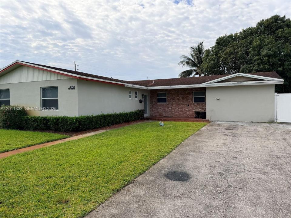 4350 NW 14th St, Lauderhill, 佛罗里达州 33313, 美国