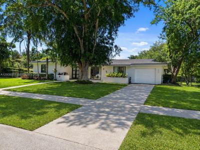 8620 SW 159th St, Palmetto Bay, Florida 33157, USA