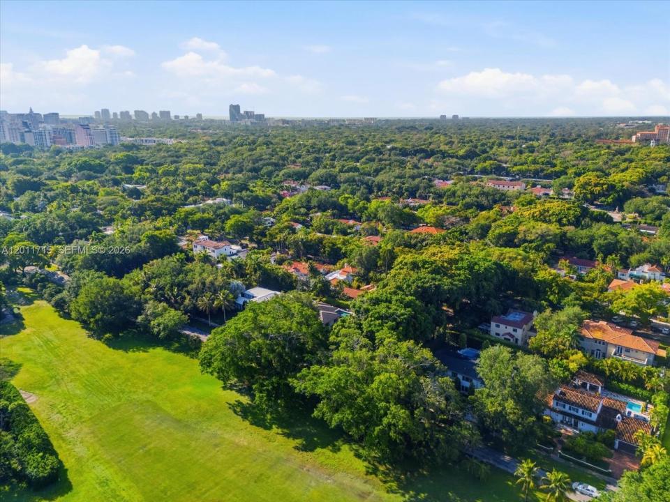 1137 Asturia Ave, Coral Gables, Florida 33134, Stati Uniti