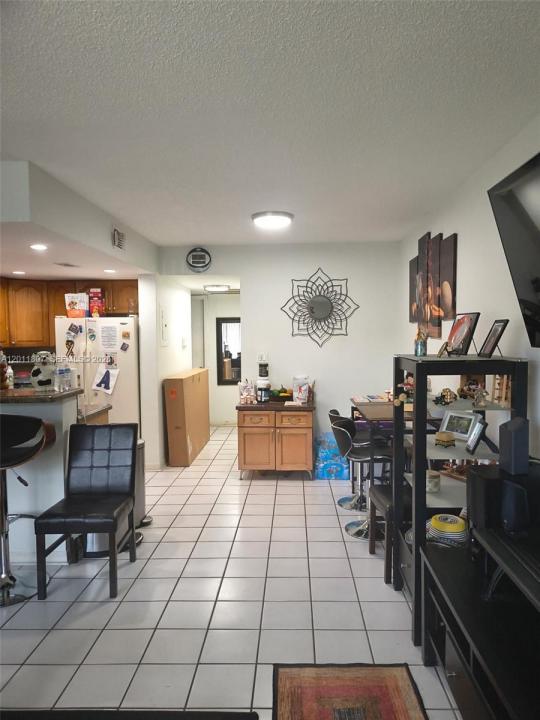 650 NW 86th Pl 3-101, Miami, فلوريدا 33126, الولايات المتحدة
