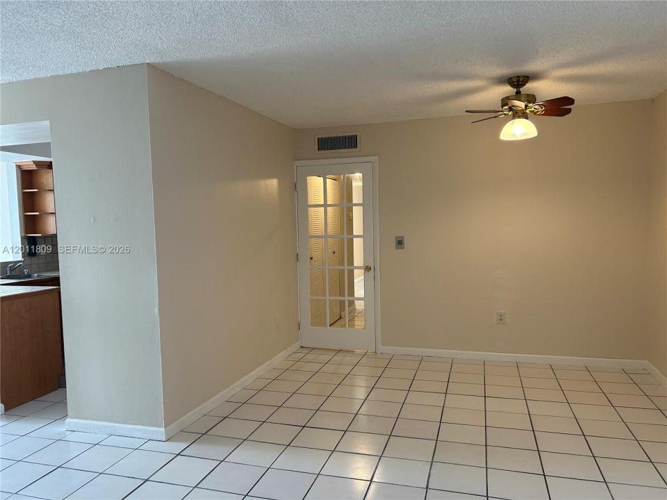 9411 SW 4th St 202, Miami, Flórida 33174, Estados Unidos