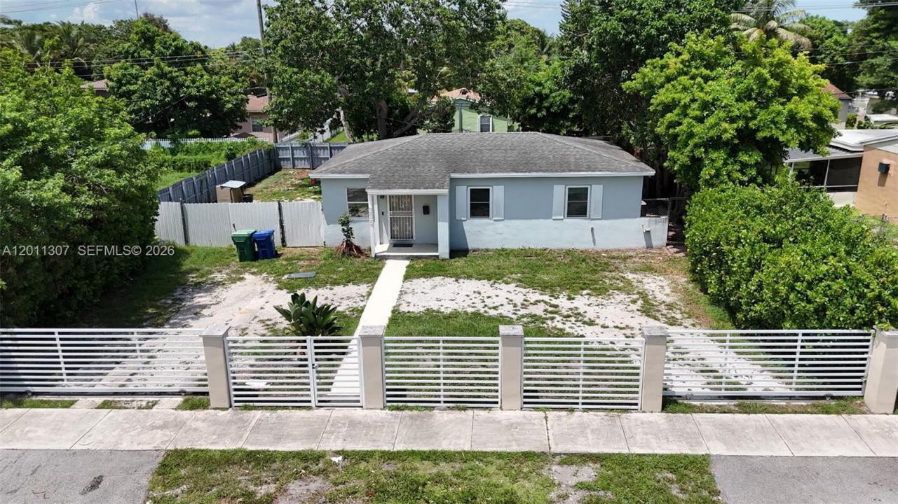 335 NW 187th St, Miami Gardens, Florida 33169, USA