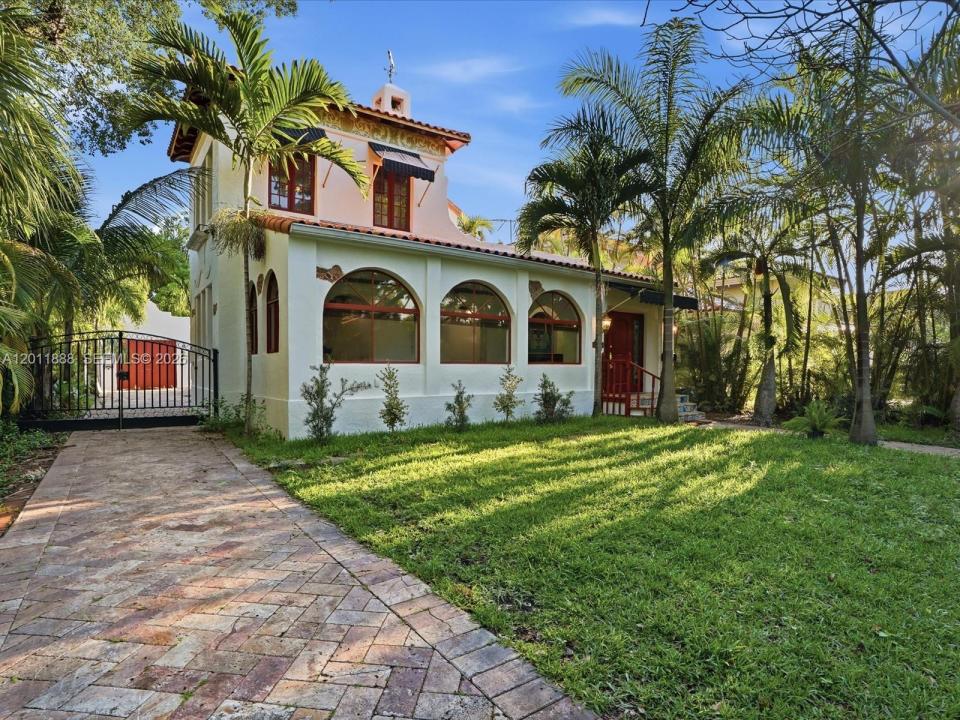 1137 Asturia Ave, Coral Gables, Floride 33134, États-Unis