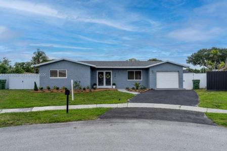 510 NW 97th Ter, Pembroke Pines, Florida 33024, USA