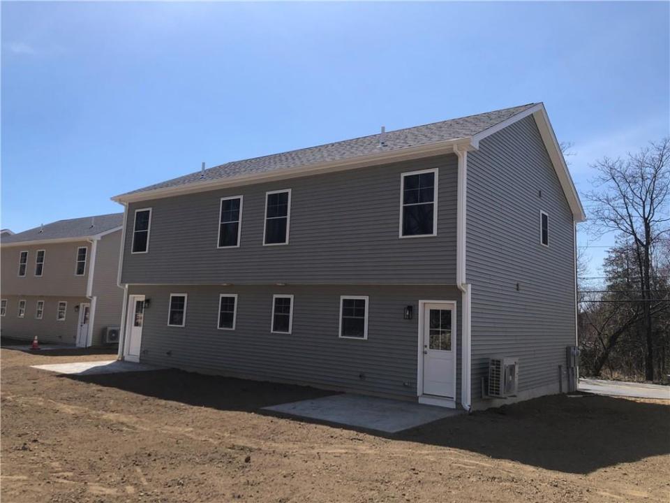 1445 Old Louisquisset Pike 8B, Lincoln, Rhode Island 02865, USA