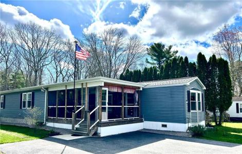 464 Gardiner Road, Richmond, Rhode Island 02892, États-Unis