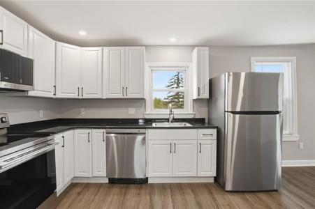 188 Division Street 3F, Woonsocket, Rhode Island 02895, Stati Uniti