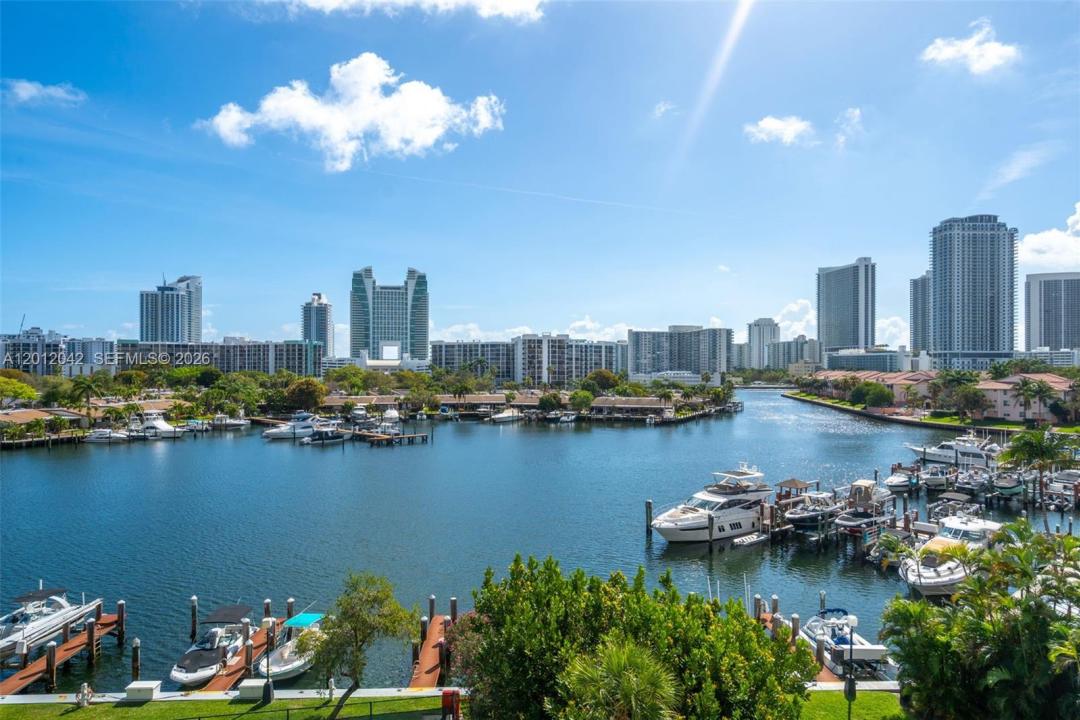 500 Three Islands Blvd 226, Hallandale Beach, Floride 33009, États-Unis