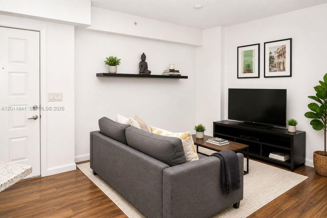 1830 Radius Dr 317, Hollywood, Floryda 33020, USA