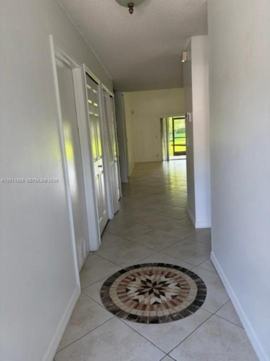 667 Woodgate Ln B, Sunrise, Florida 33326, Stati Uniti