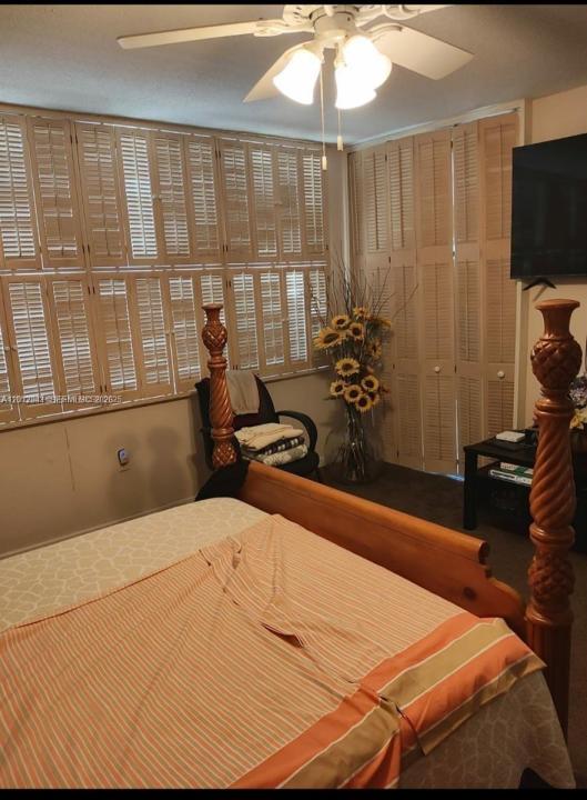 1670 NE 191st St 109-3, Miami, Florida 33179, Stati Uniti