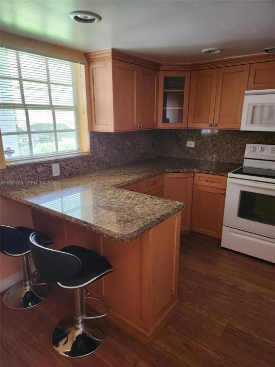 7556 Stirling Rd 123, Davie, Floride 33024, États-Unis