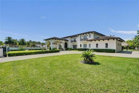 12401 SW 45th St, Miami, Florida 33175, USA