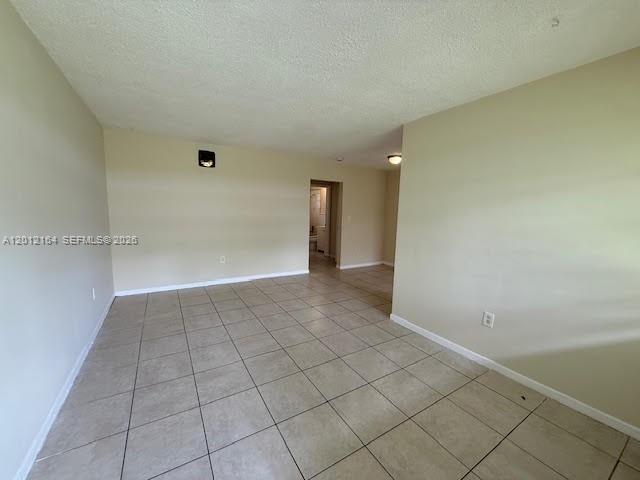151 NW 164th ST, Miami, פלורידה 33169, ארצות הברית של אמריקה