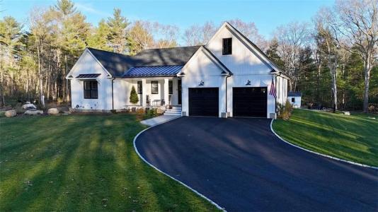 3 William Nichols Road, West Greenwich, RI 02817, USA