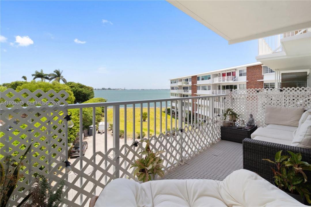 1700 NE 105th 408, Miami Shores, 플로리다 33138, 미국