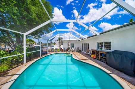 31 SE 12th St, Pompano Beach, Florida 33060, USA