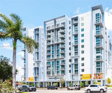 61 NW 37th Ave 11, Miami, Florida 33125, USA