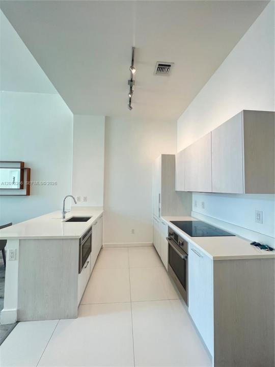 501 NE 31st St 404, Miami, Florida 33137, USA