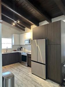 709 SW 79th Ter, North Lauderdale, Floride 33068, États-Unis