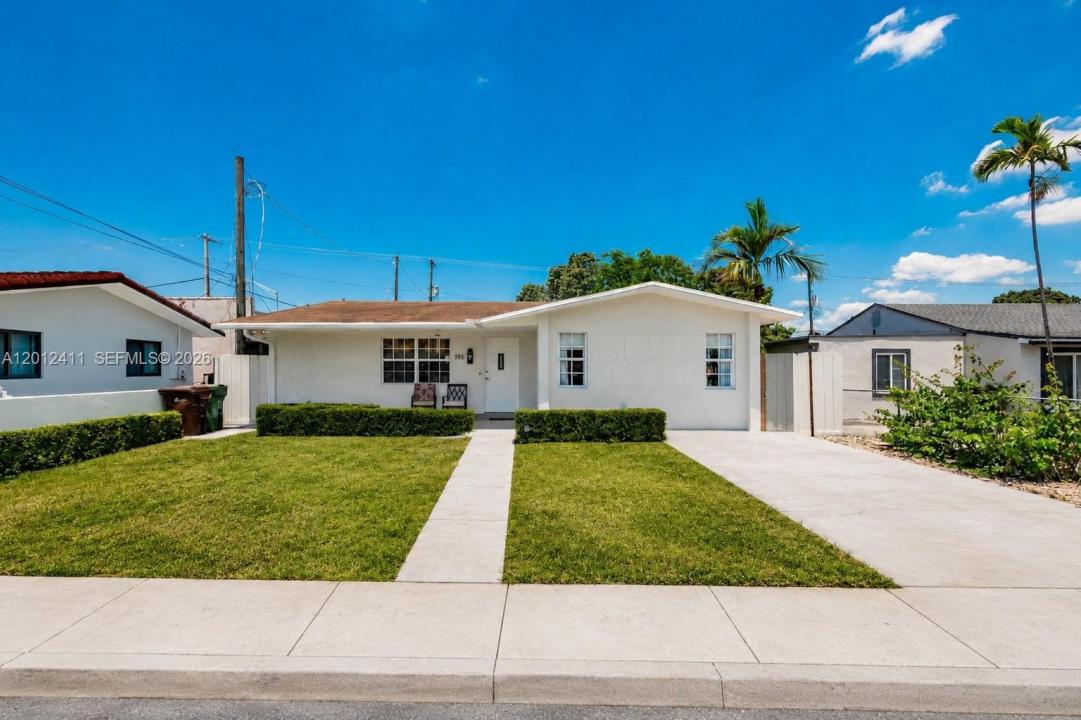 395 W 39th Pl, Hialeah, פלורידה 33012, ארצות הברית של אמריקה